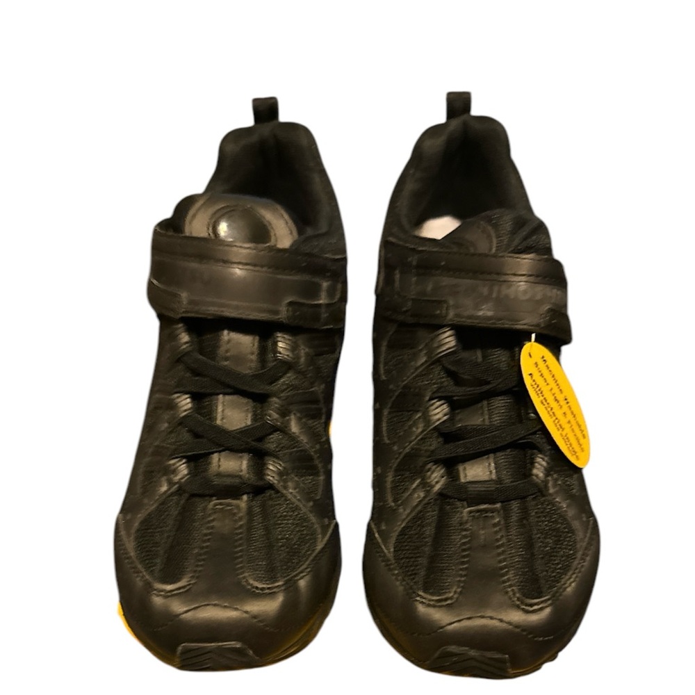 NWT Tsukihoshi Youth Speed Black Velcro Sneakers